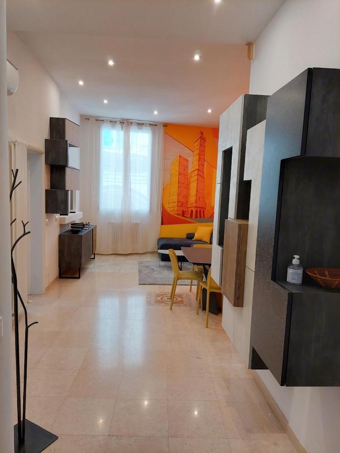 2Towers Holiday House_Centro Storico Di Bologna Luaran gambar