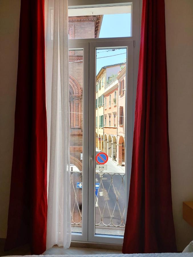 2Towers Holiday House_Centro Storico Di Bologna Luaran gambar