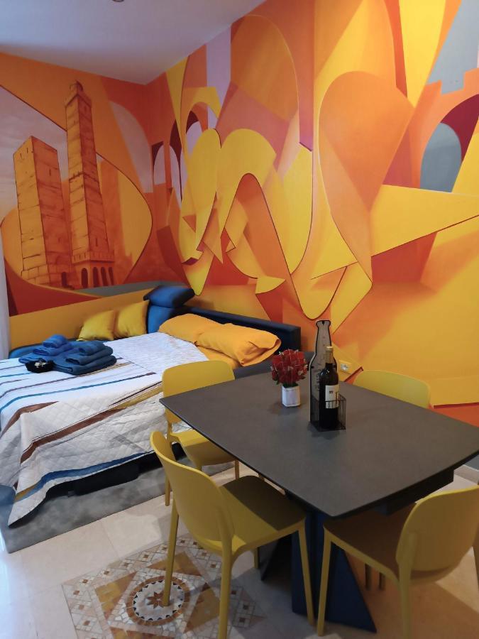 2Towers Holiday House_Centro Storico Di Bologna Luaran gambar